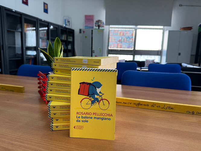 Le balene mangiano da sole di Rosario Pellecchia